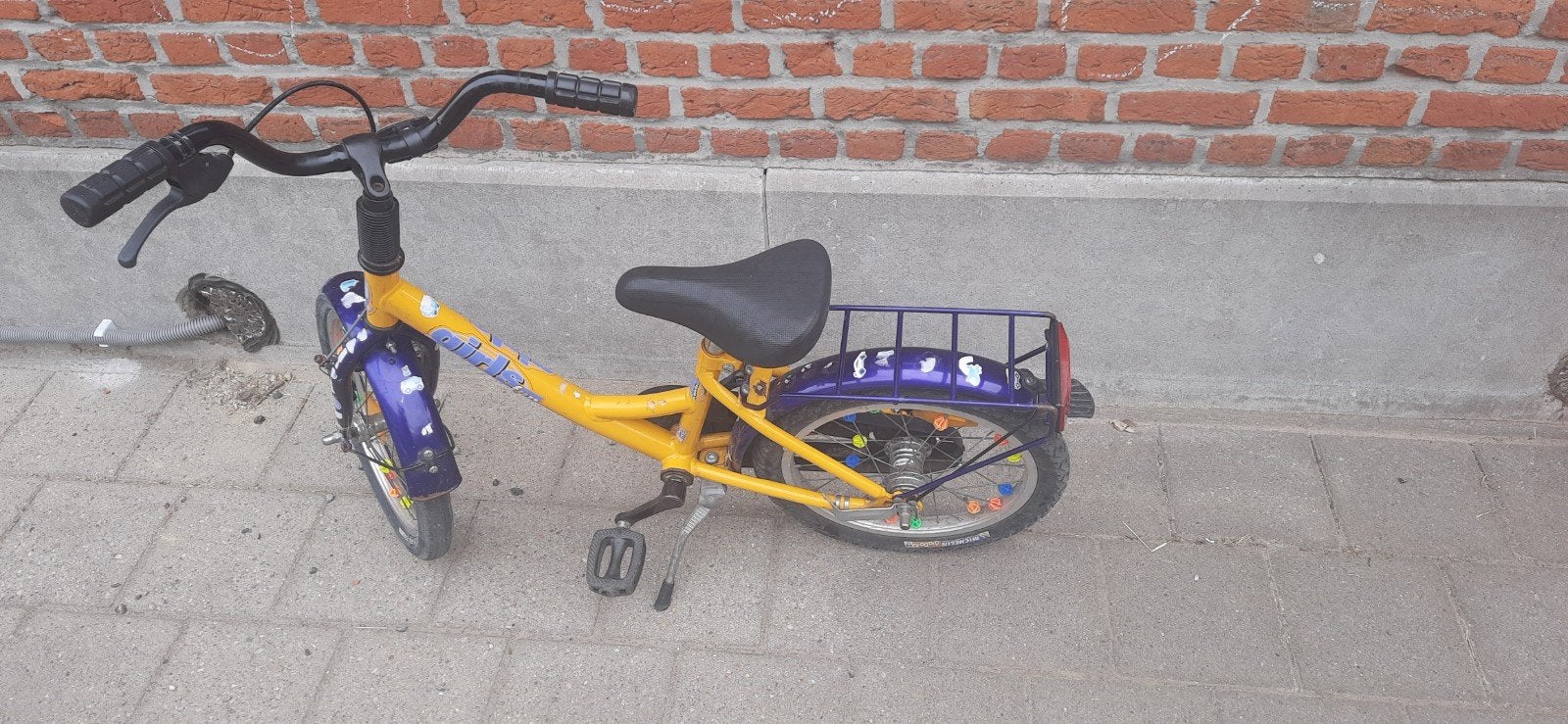 Kinderfiets met lage opstap 16 inch, Fietsen en Brommers, Ophalen, Gebruikt, Schijfrem, Overige merken