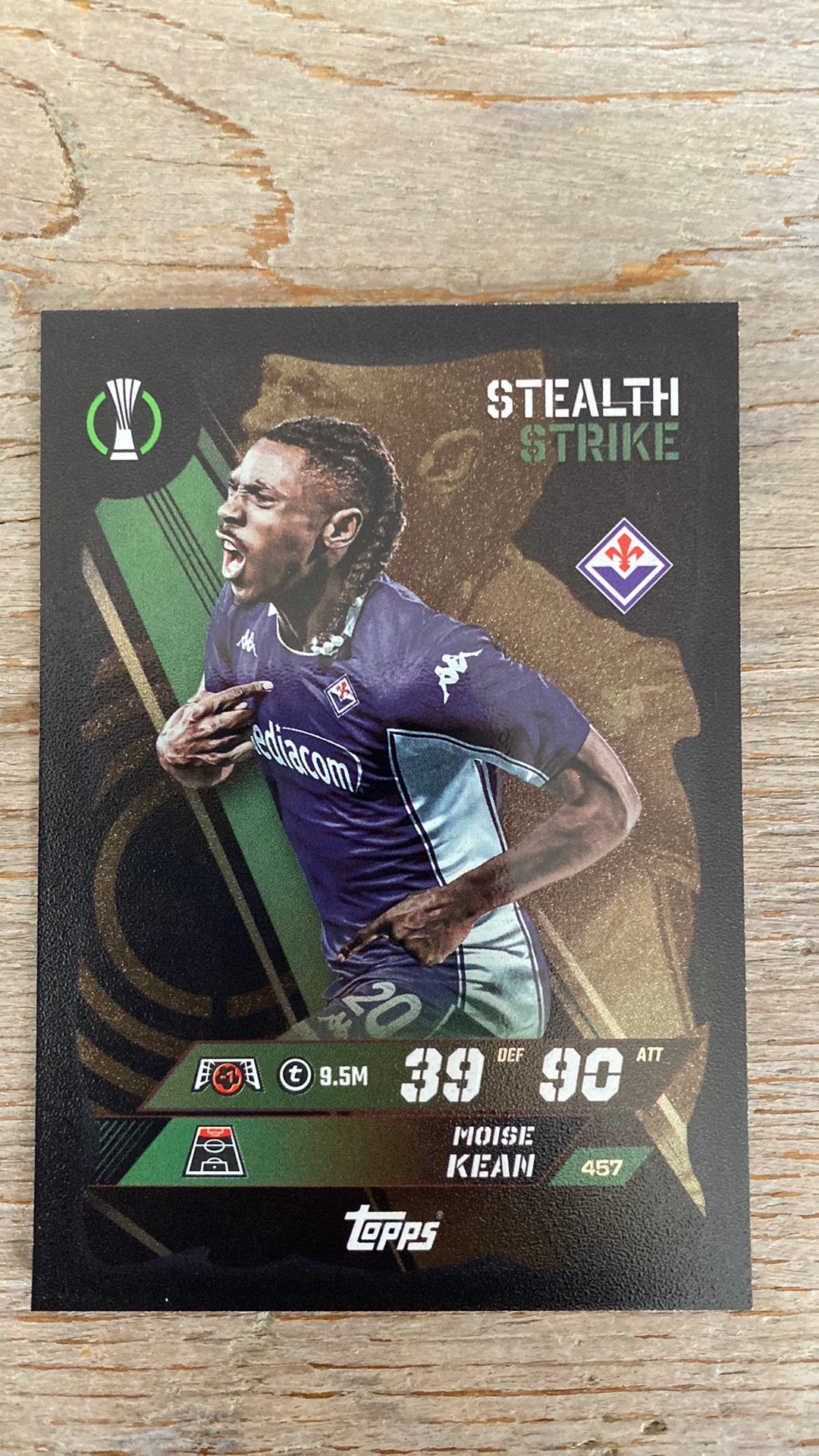 Stealth Strike Topps Match Attax sortie du blister, Ophalen of Verzenden, Zo goed als nieuw