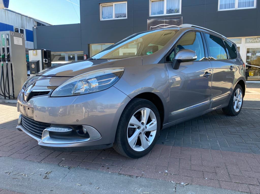 Renault Scénic 1.2 - BENZINE - AIRCO - 132.000km - 2015, Auto's, Euro 5, Monovolume, Zwart, Bruin