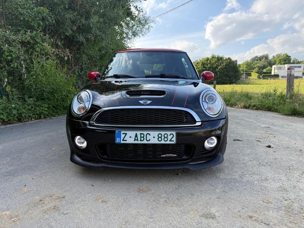 MINI John Cooper Works 1.6i/JCW/Stage1/241-cv/Pano/Akrapovič, Auto's, Voorwielaandrijving, 1610 kg, 4 cilinders, Zwart