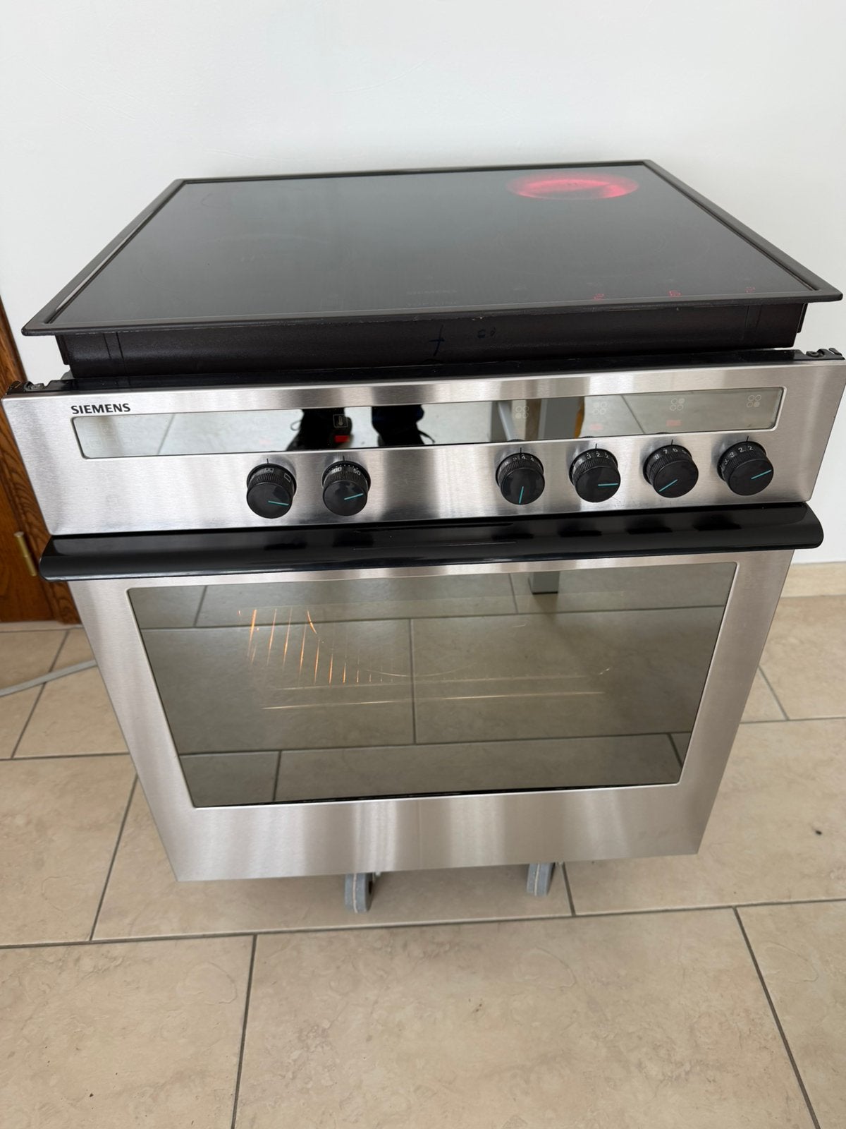 Siemens oven met vitrokeramische kookplaten & halogeen, Ophalen, Halogeen, Minder dan 85 cm, 60 cm of meer