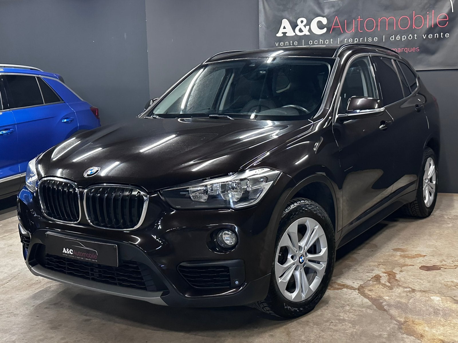 BMW X1 15D  2018, Bruin, https://public.car-pass.be/vhr/c7a081b1-a35e-48bd-ad97-05a9f3e12dbc, Leder, Bedrijf