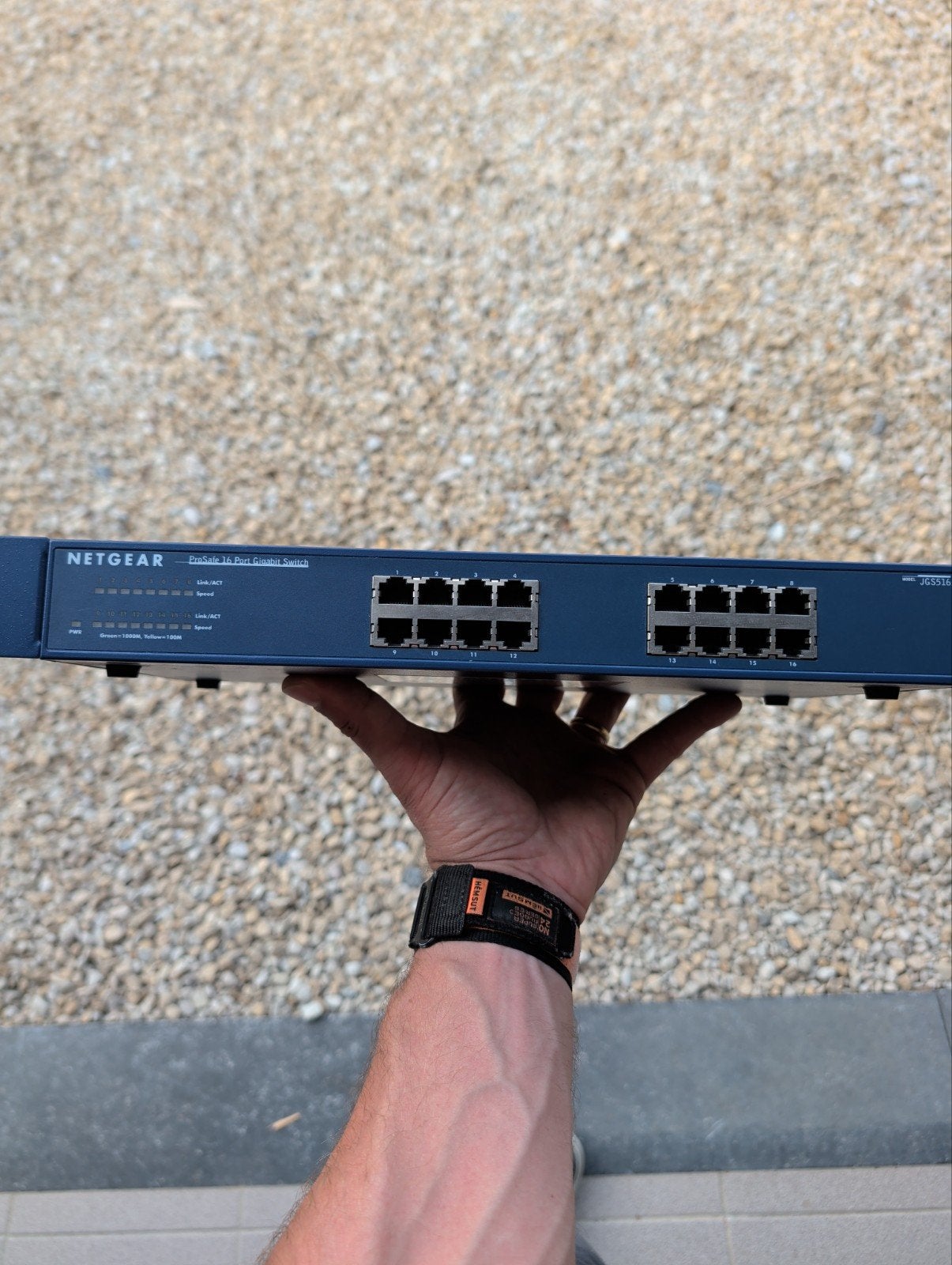 Switch ProSafe 16 Port Gigabit, Computers en Software, Netwerk switches, Ophalen
