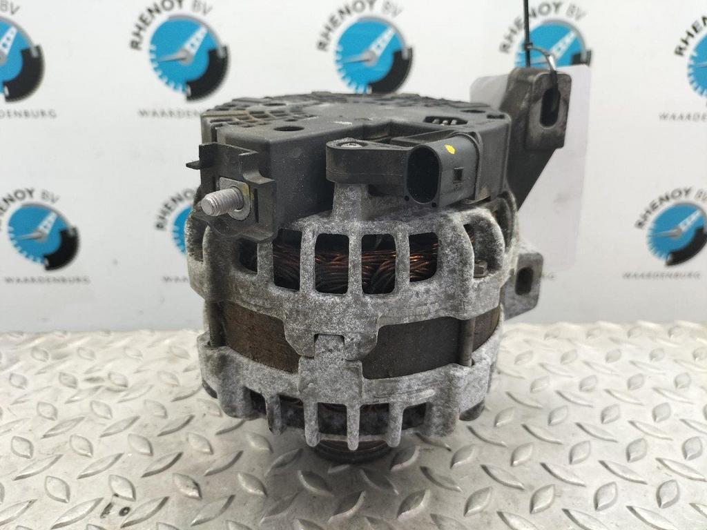 VOLVO V60 DYNAMO 2014, Ophalen of Verzenden, Gebruikt, Stiba lid