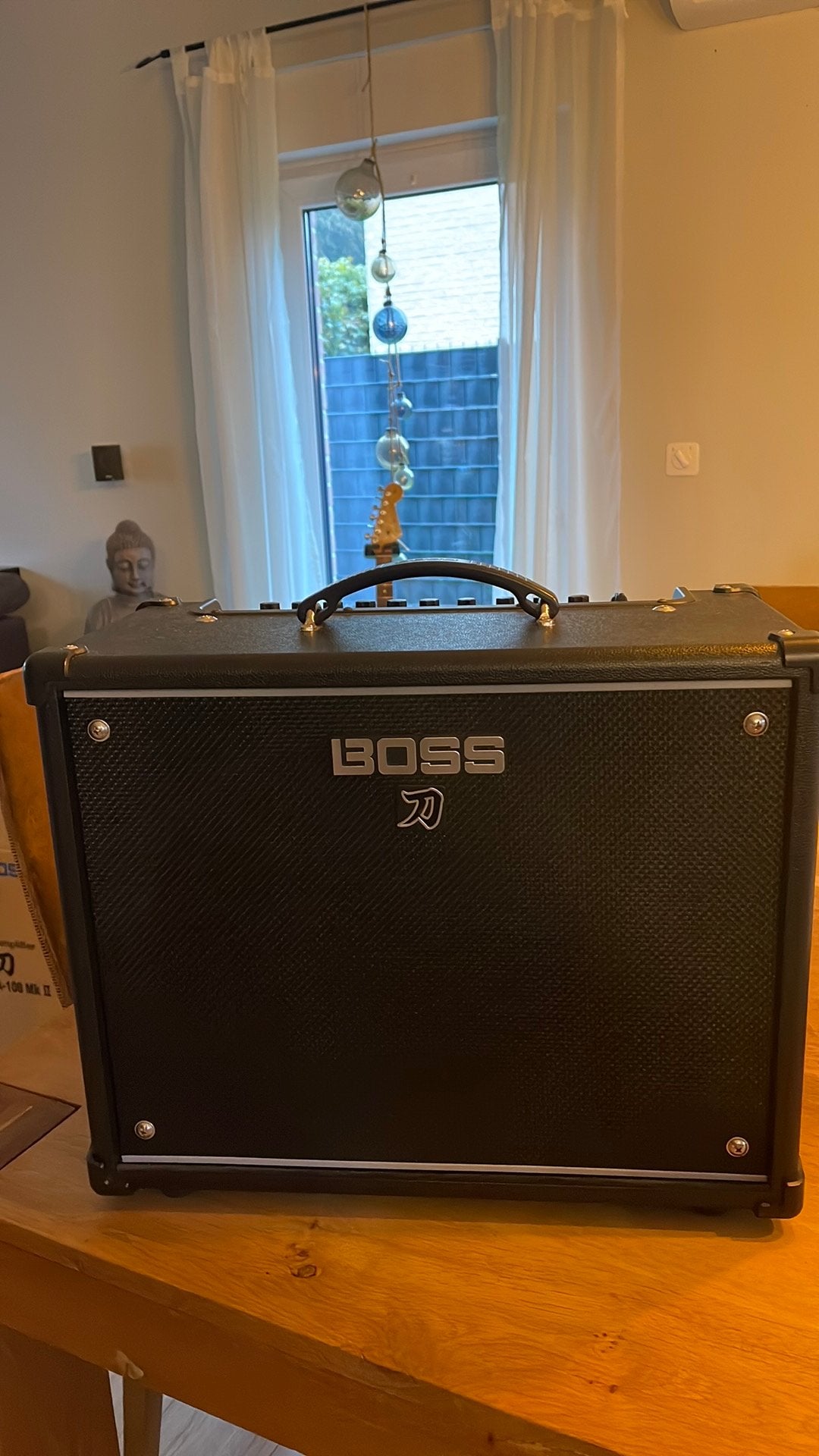 Katana Boss 50 W, Enlèvement, Comme neuf