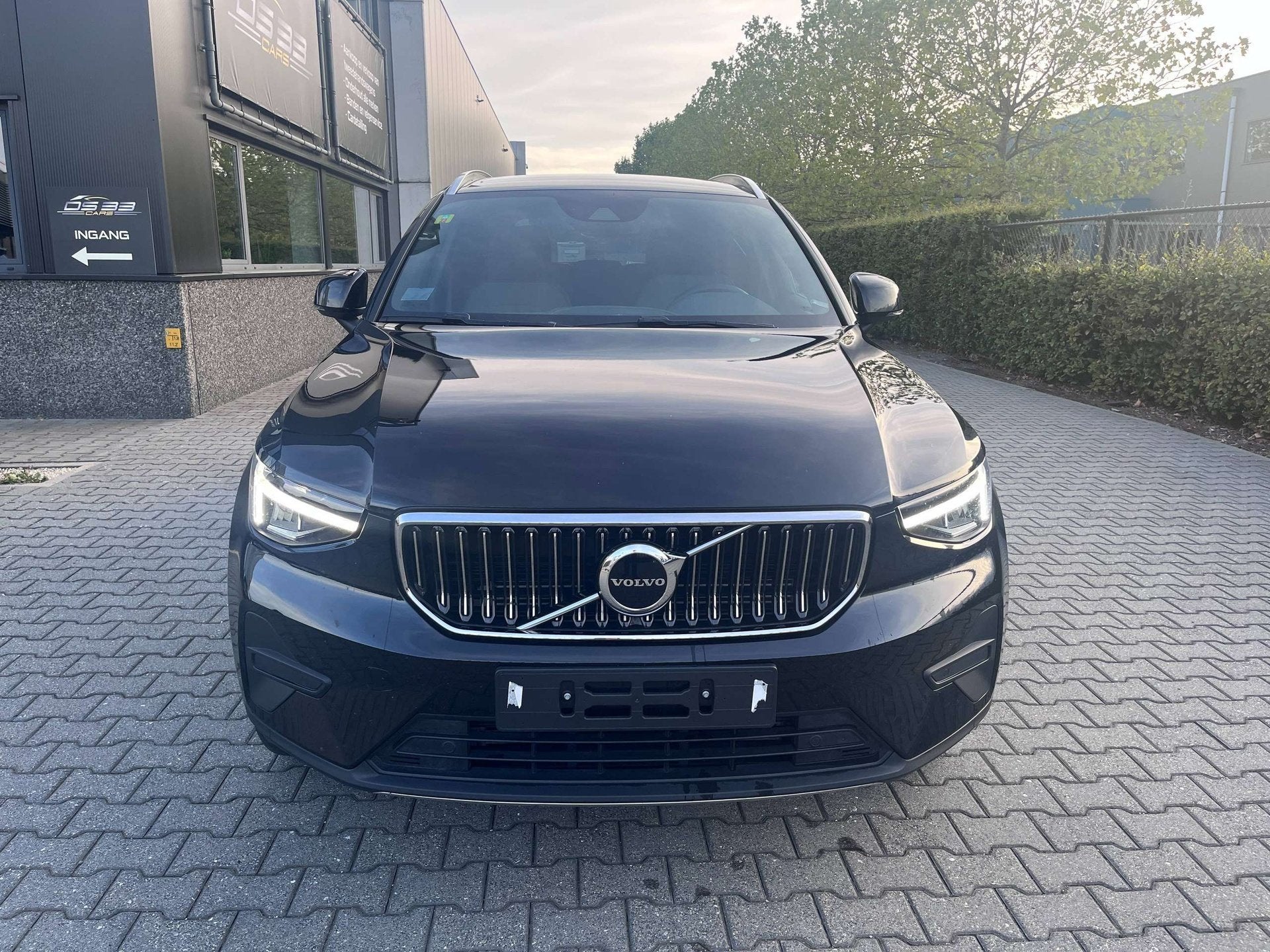 Volvo XC40 1.5 T4 PHEV 211pk CORE/LED/Zetel+Stuurverwarming/, Autos, Achat, Euro 6, Entreprise, Noir