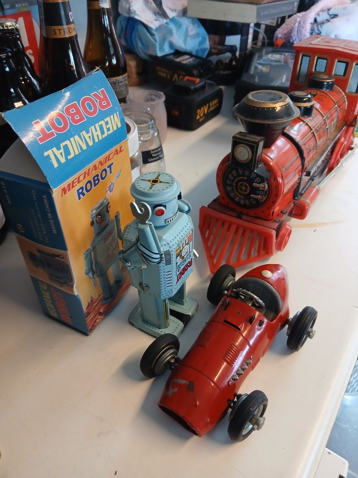 antiek,  vintage blikken speelgoed: raceauto, trein en robot, Enlèvement ou Envoi