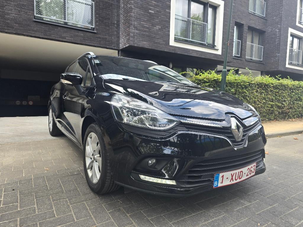 Renault Clio IV 1.2 Benzine 2017, Auto's, Euro 5, Zwart, Clio, Sound system