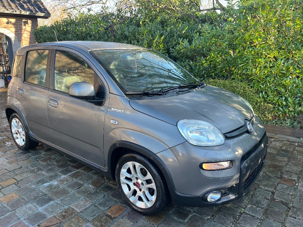 FIAT PANDA 2022 YBRIDE série sport 37000km Airco caméra, Auto's, Panda, Achteruitrijcamera, Bedrijf, Te koop