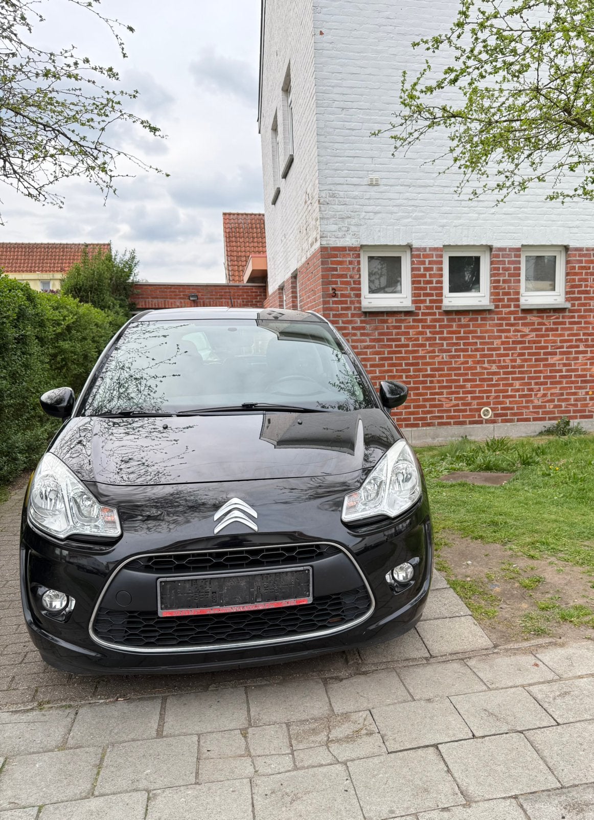 Citroen C3 benzine1.2 digital airco cruise controle gekeurd, Auto's, Citroën, Voorwielaandrijving, Euro 5, Stof, Zwart