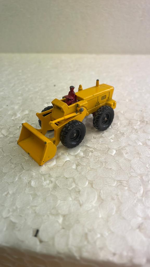 Matchbox 43 Aveling Barford Tractor Shovel rode base, Hobby en Vrije tijd, Modelauto's | 1:87, Ophalen of Verzenden, Zo goed als nieuw