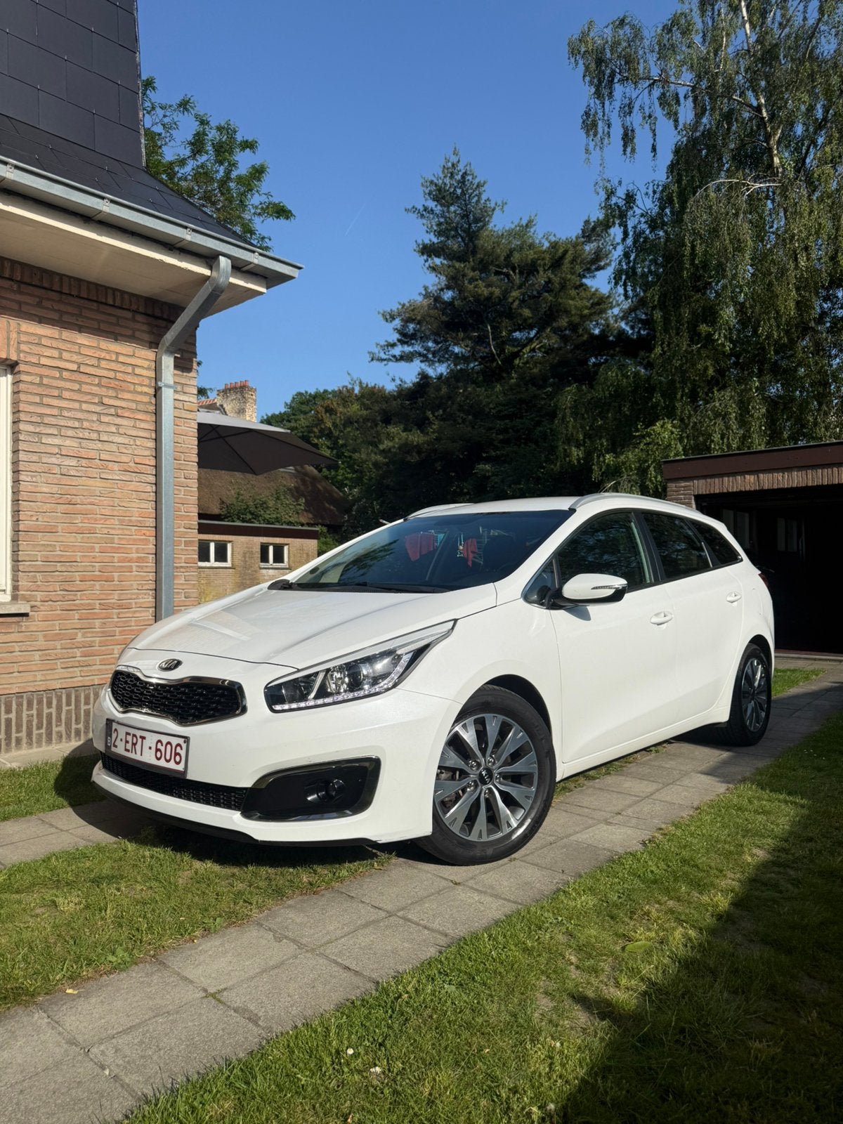 KIA CEED 2016 EURO6 DIESEL GEKEURD VVK, Auto's, Kia, Diesel, Particulier, Achteruitrijcamera, Te koop