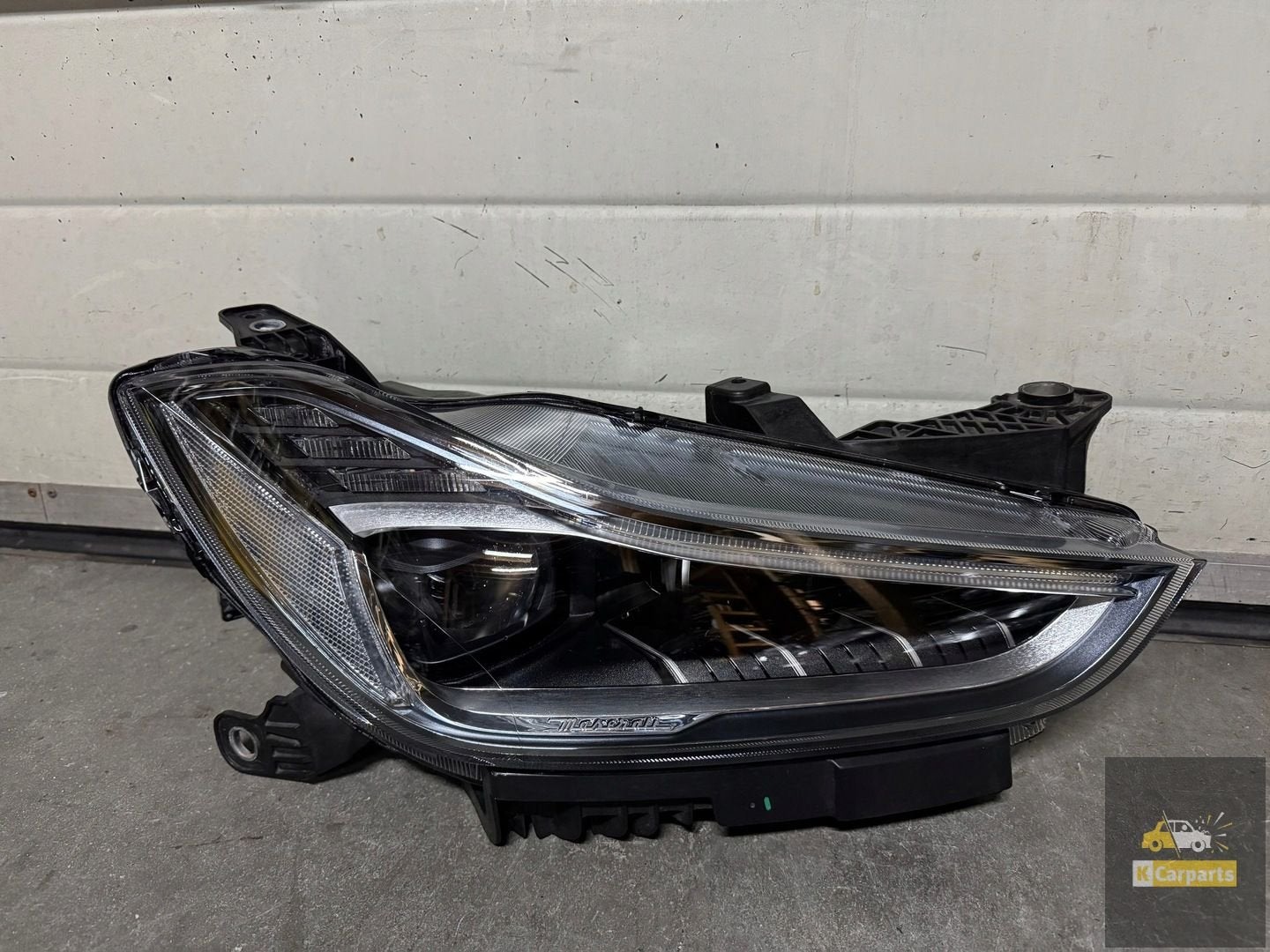 00670100984, Maserati Ghibli VOLLEDIGE LED rechter LIFT-lamp, Viale Ciro Menotti 322
41121  Modena, IT, Maserati, Gebruikt, Maserati S.p.A.