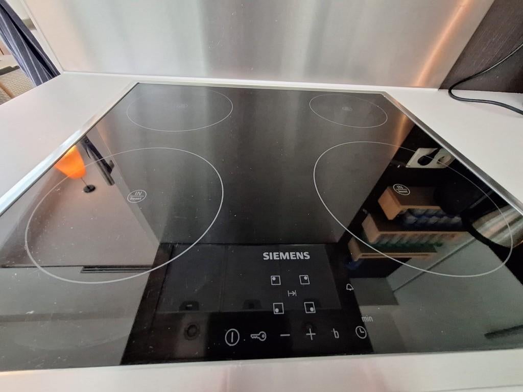 inductie kookplaat, Electroménager, Tables de cuisson, 4 zones de cuisson, Enlèvement, Utilisé, À Poser