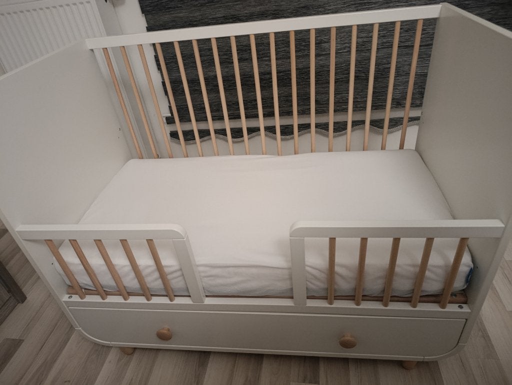 Lit évolutif Myllra Ikea, Enfants & Bébés, Chambre d'enfant | Lits, Enlèvement, Neuf, Moins de 140 cm, Moins de 70 cm