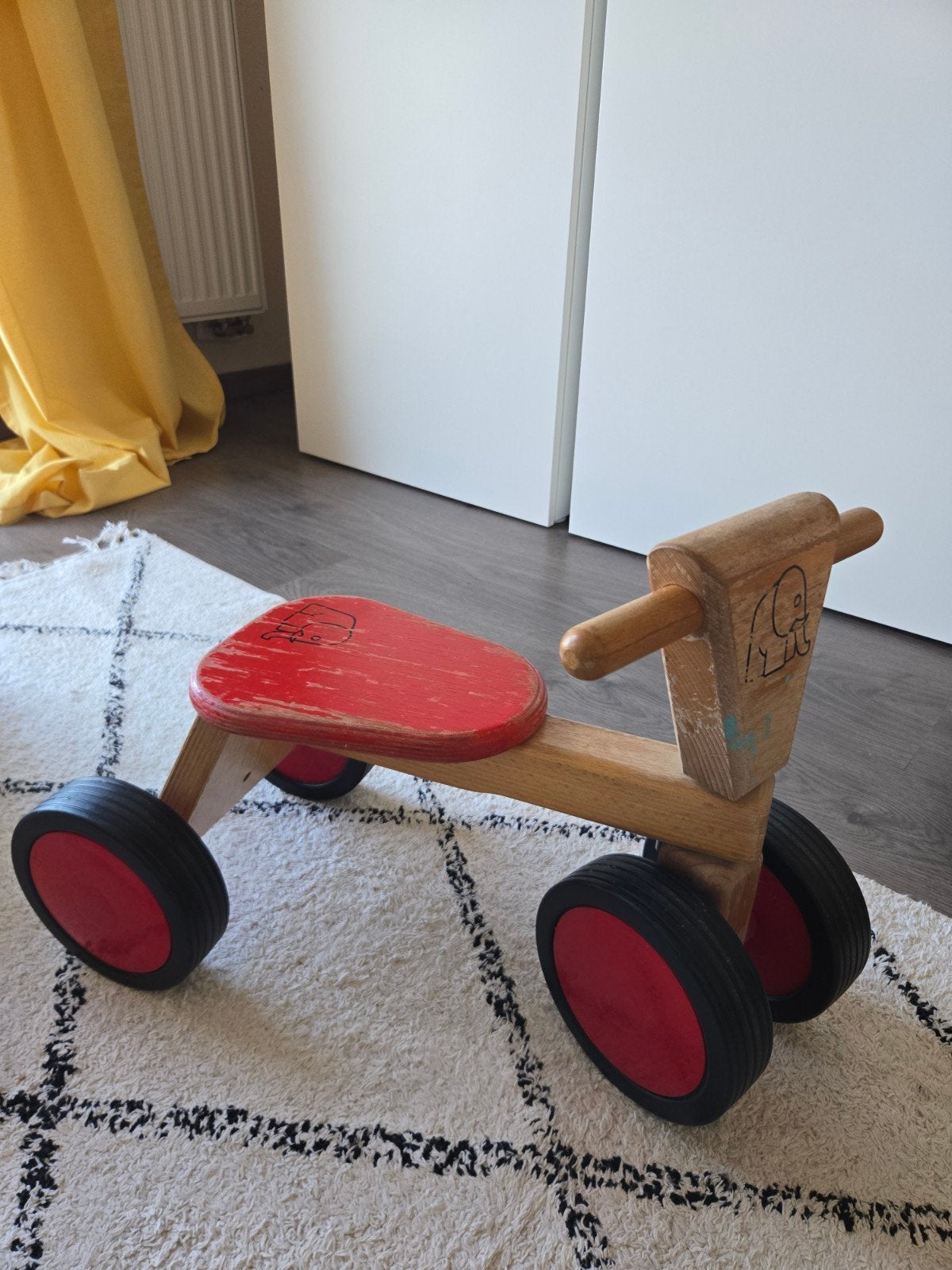 Houten vintage loopfiets, Ophalen, Zo goed als nieuw, Loopfiets