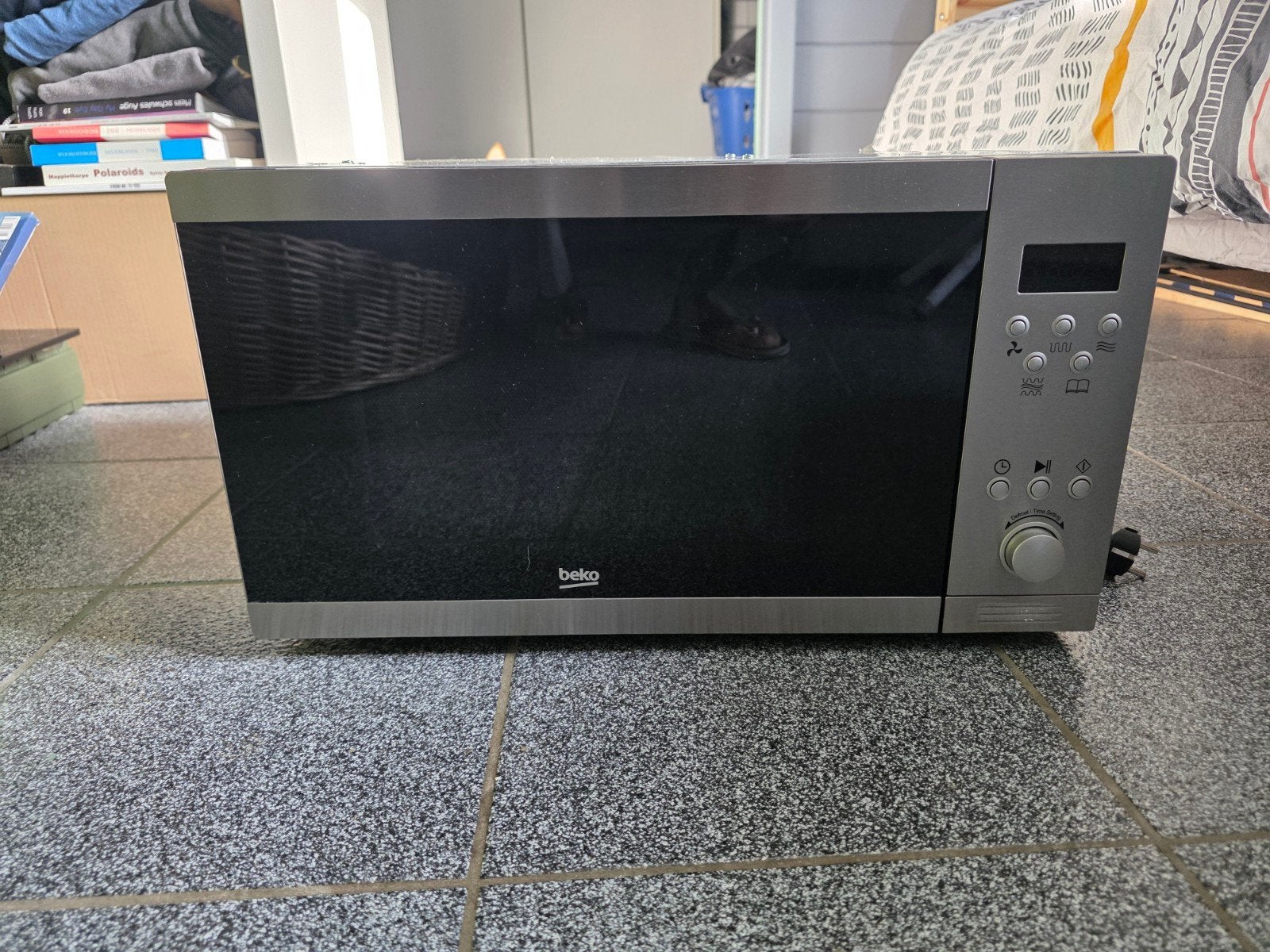 Combi micro een een goede staat merm Beko, Ophalen, Gebruikt, Draaiplateau, Combi-microgolfoven