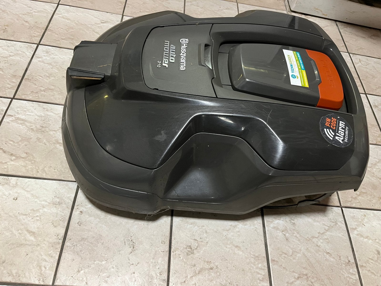 Husqvarna Automower 310 Robotmaaier - Gebruikt (1780u), Enlèvement, Utilisé