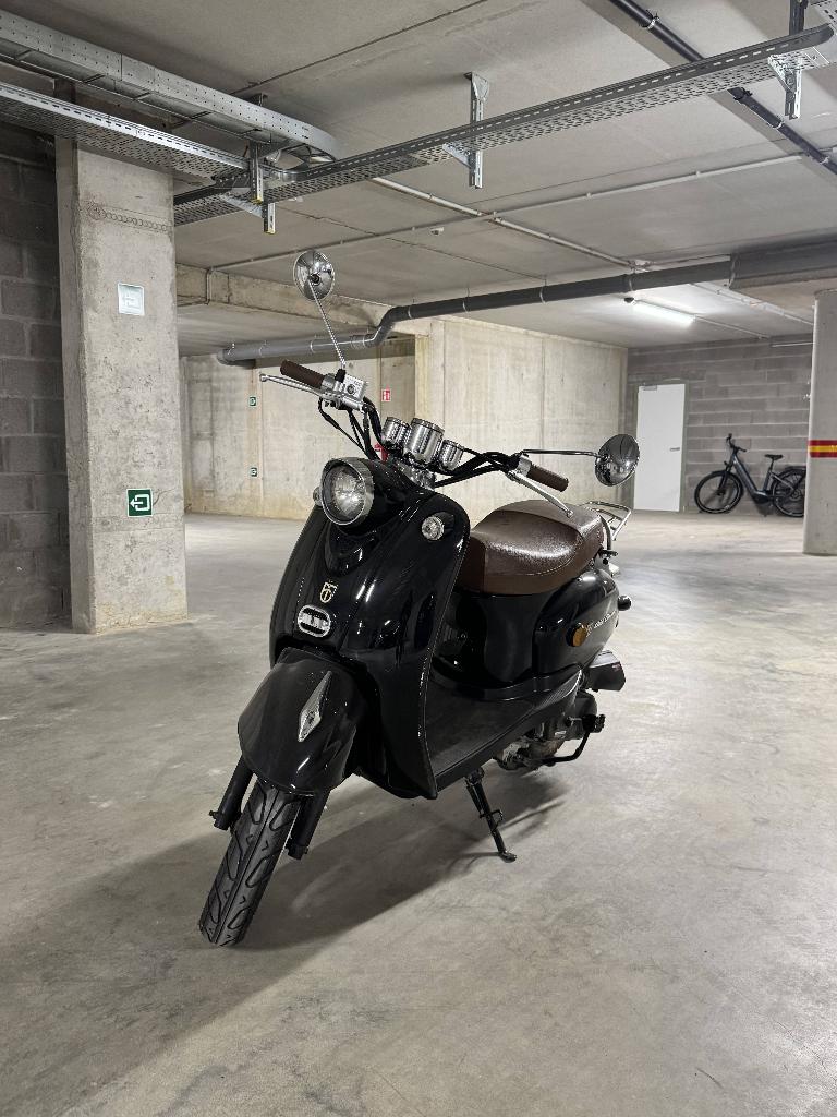 BTC Old Classic Scooter (B-klasse), 1 vitesses, Btc, Classe B (45 km/h), Enlèvement
