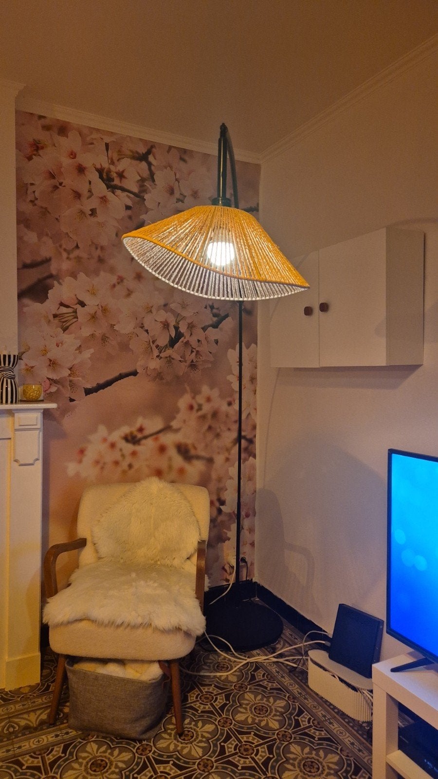 Lampadaire ikea avec lustre, Enlèvement