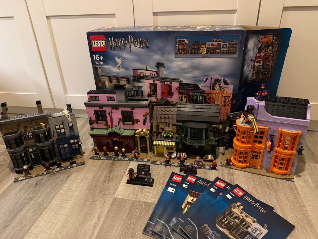 Lego Harry Potter De Wegisweg, Kinderen en Baby's, Speelgoed | Duplo en Lego, Ophalen, Zo goed als nieuw, Complete set, Lego