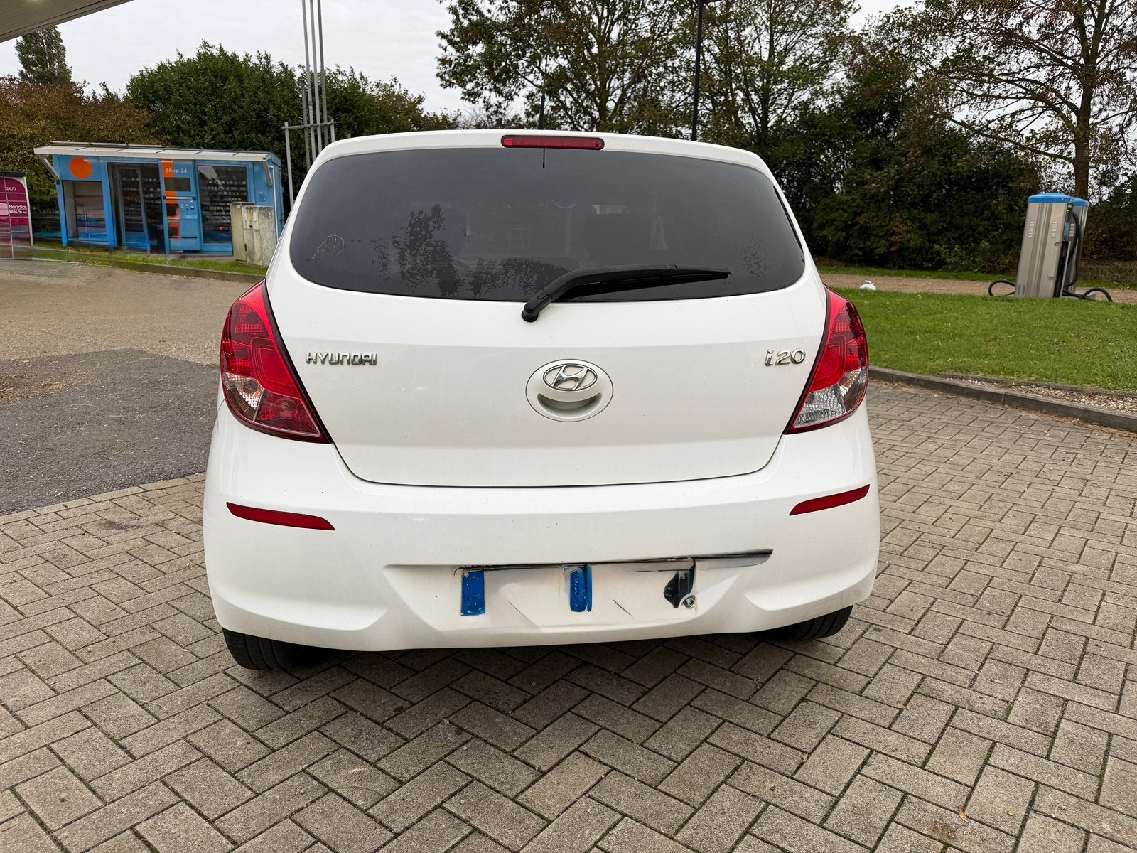 HYUNDAI i20 1.3 BENZINE – 2014, Auto's, Euro 6, 4 cilinders, https://public.car-pass.be/vhr/2f51f83e-bc82-4d24-b66f-637ba8c87f03