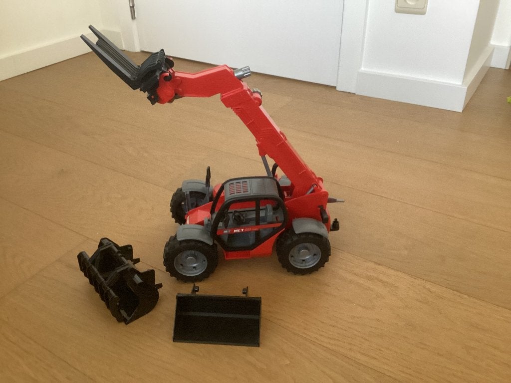 Bruder manitou, Ophalen, Zo goed als nieuw