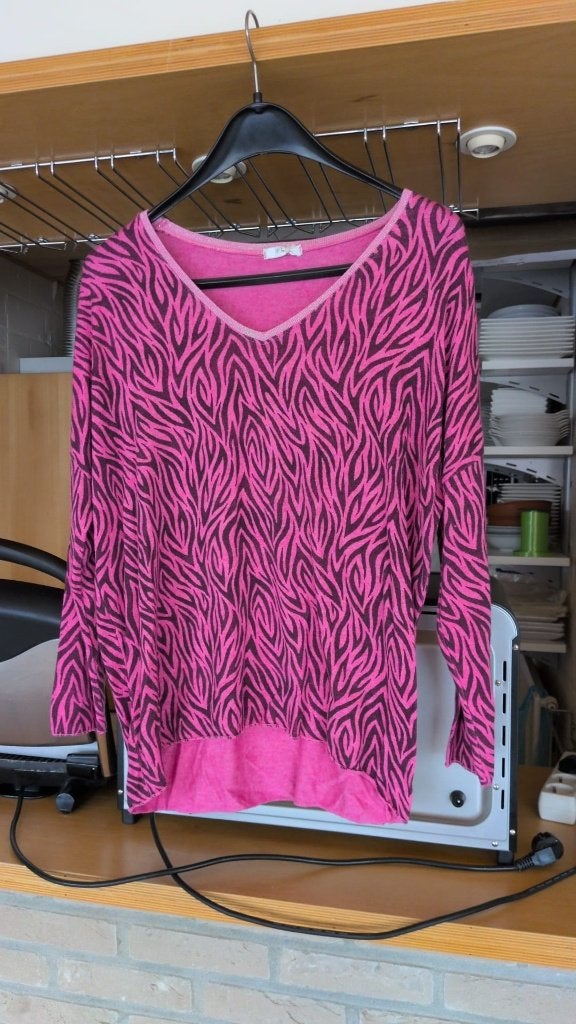 pull rose à col en V - XL- 7€, Vêtements | Femmes, Pulls & Gilets, Enlèvement ou Envoi, Comme neuf, Taille 46/48 (XL) ou plus grande
