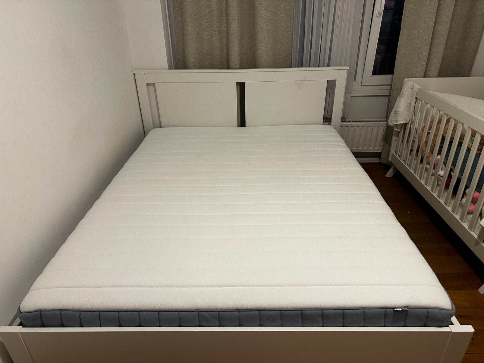 VALEVÅG Matelas à ressorts ensachés, ferme, 160x200 cm, Enlèvement, Comme neuf, 200 cm, Matelas