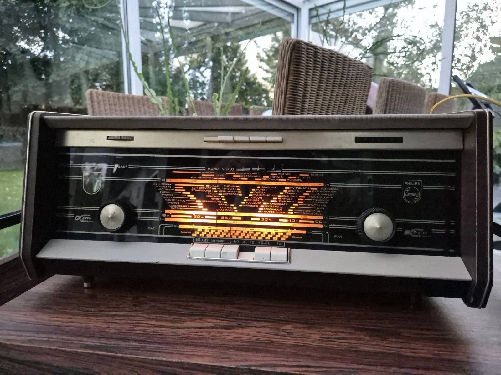 ​Vintage Philips B5X43A Bi-Ampli Buizenradio (Jaren '60) – W, Antiek en Kunst, Ophalen