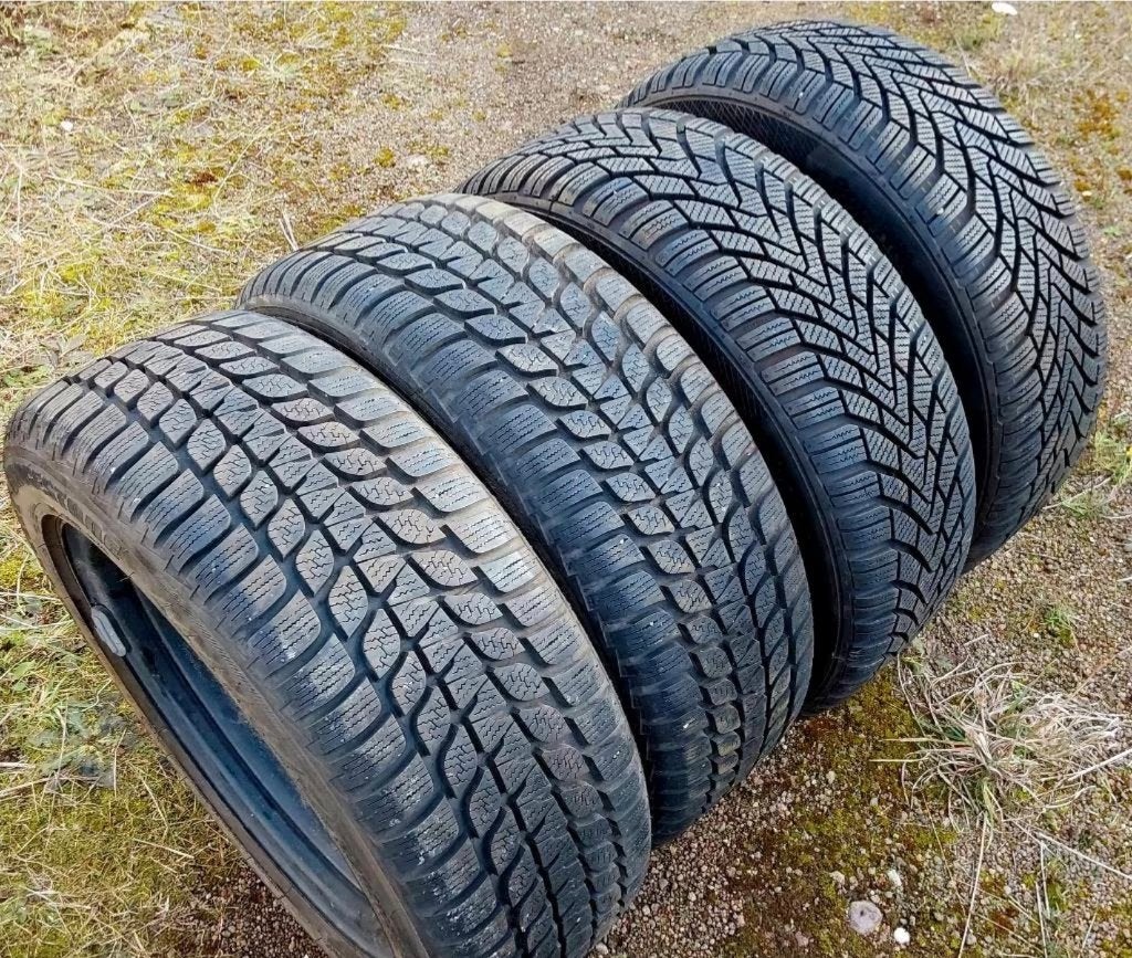 Très bons pneus hiver 185/55-15 avec jantes Skoda (5x100), Ophalen, Gebruikt, 15 inch, Banden en Velgen
