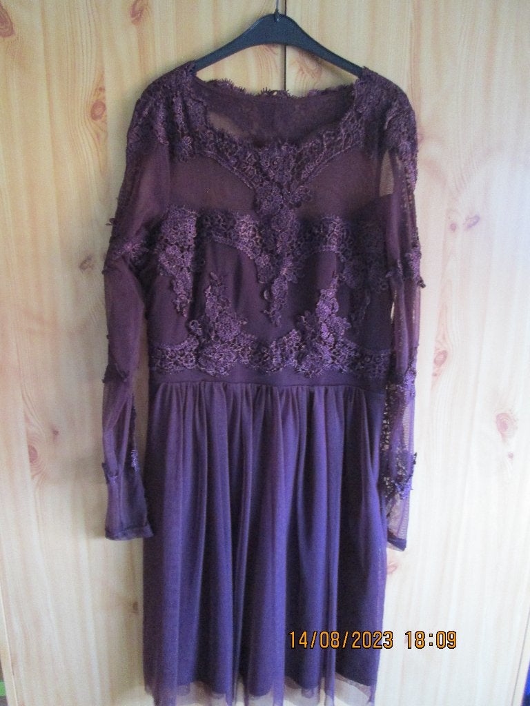 Robe bordeau doublée « Vila » T 36, Vêtements | Femmes, Robes, Neuf, Taille 36 (S), Vila, Enlèvement