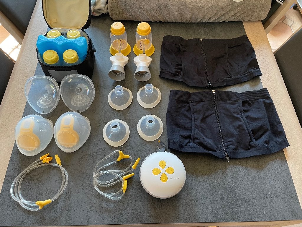 Medela dubbele borstkolf + hands free cups, Mains libres, Medela, Comme neuf, Enlèvement