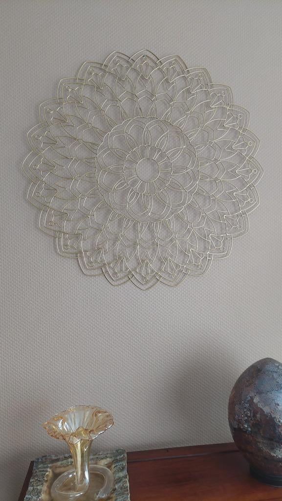 Décoration Murale style Mandala en fer doré