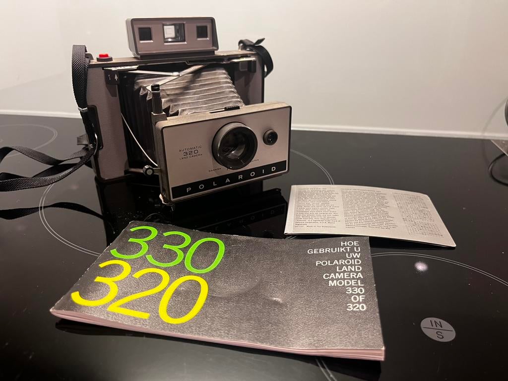 Polaroid 320 Land Camera + Flashgun #268 – compleet in doos, Enlèvement, Utilisé, Polaroid, Polaroid