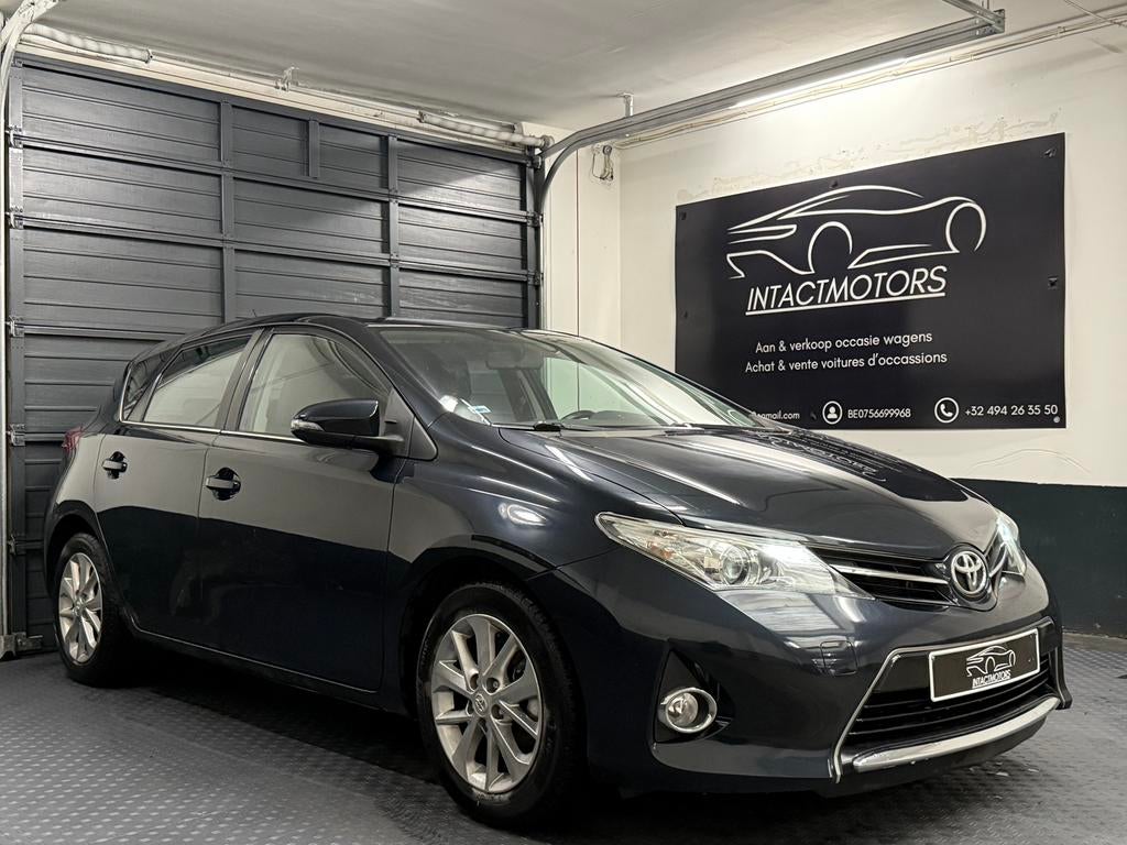 Toyota Auris Icon 1.3 VVT-I 73.000 KM uit 2013, Auto's, Voorwielaandrijving, Zwart, 4 cilinders, 1329 cc