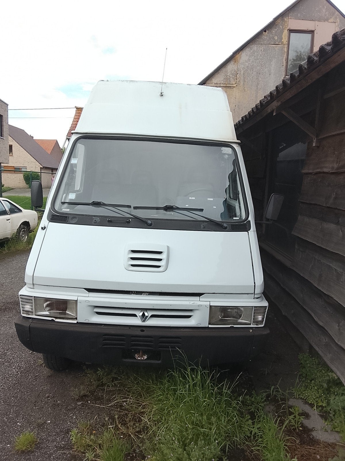 Renault B110 gekeurd voor verkoop, Particulier