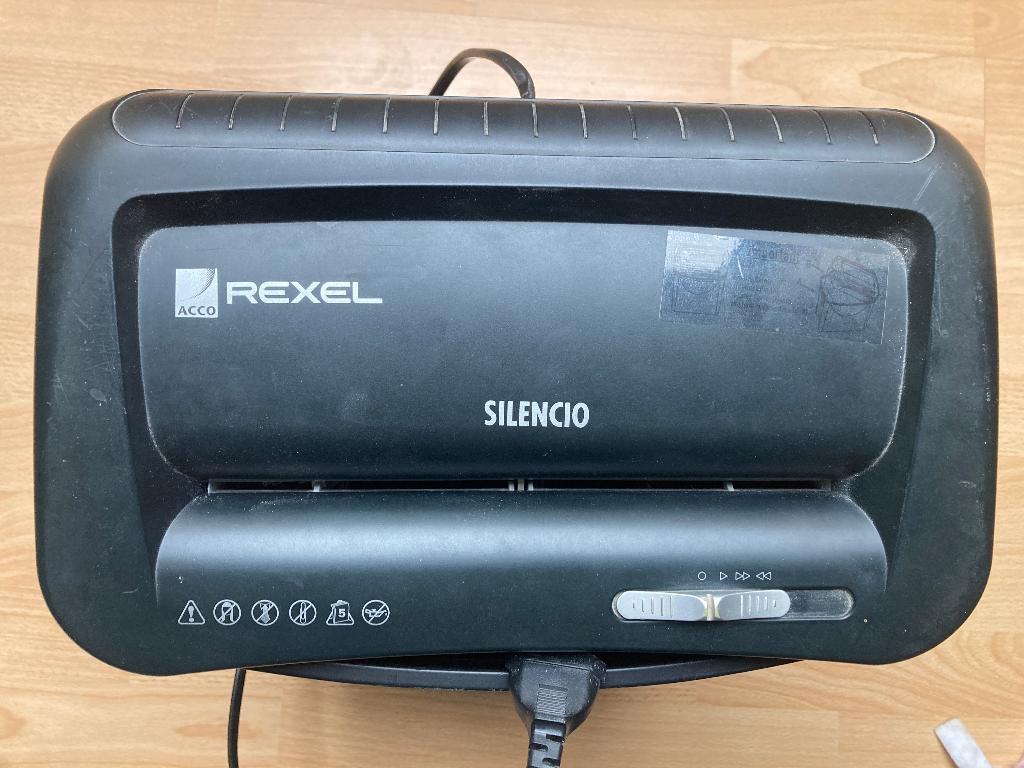 Papierversnipperaar Rexel Silencio, Diversen, Bureau-accessoires, Ophalen, Zo goed als nieuw
