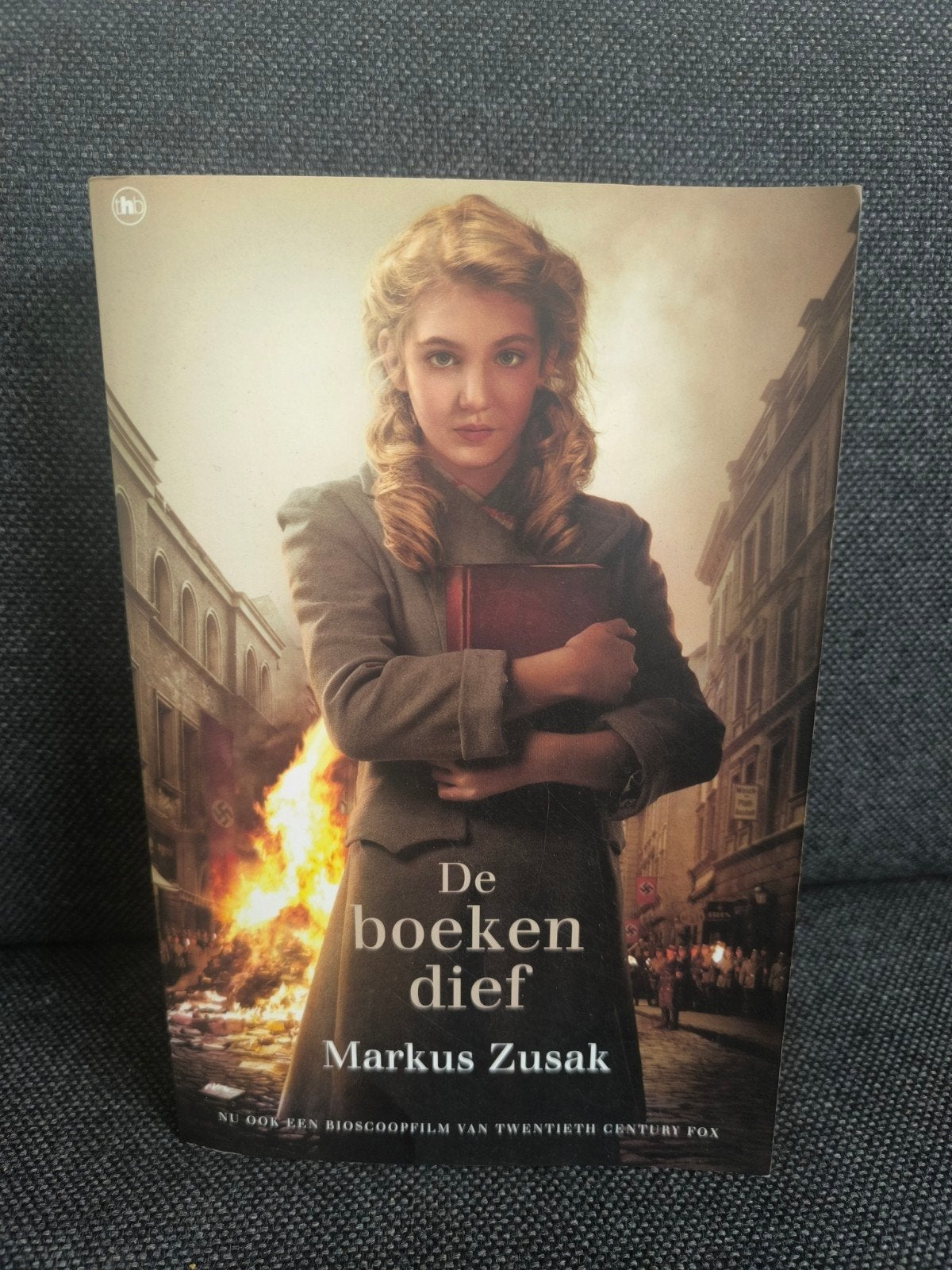 De boekendief (Markus Zusak), Boeken, Ophalen