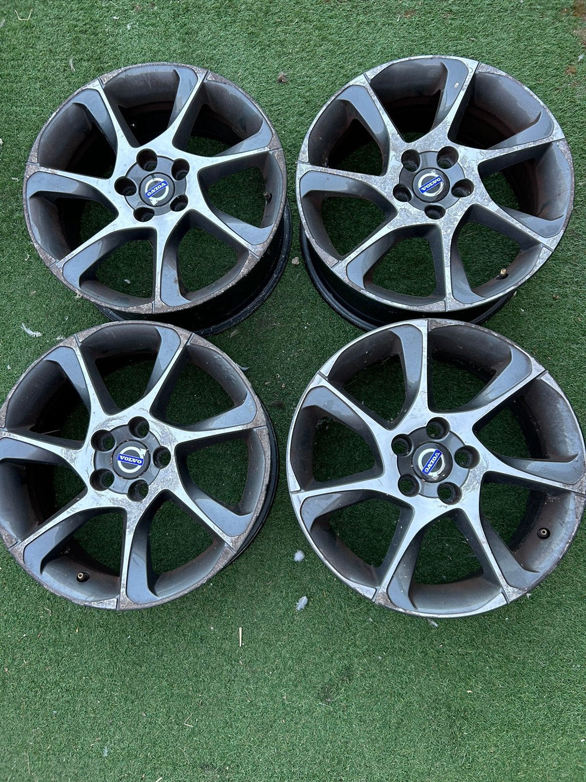 Opmaak set velgen volvo v40 aluminium, Auto-onderdelen, Banden en Velgen, Ophalen, Gebruikt, 17 inch, Velg(en)