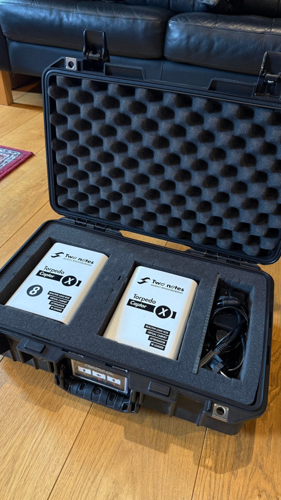 Two Notes Torpedo Captor X 8ohm with Peli Air Case, Musique & Instruments, Amplis | Basse & Guitare, Enlèvement ou Envoi, Comme neuf