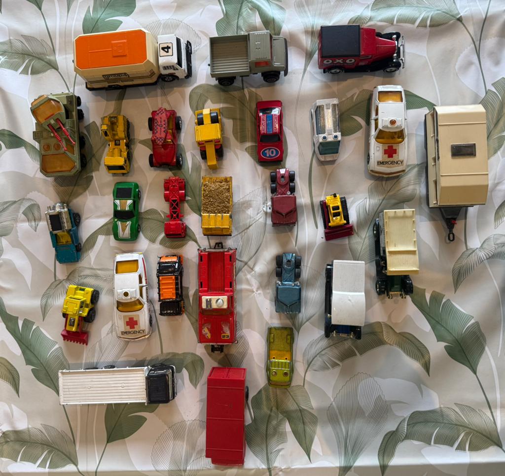 Lot de 27 modèles de voitures Matchbox 1:43, Enlèvement ou Envoi, Utilisé, Voiture, Matchbox