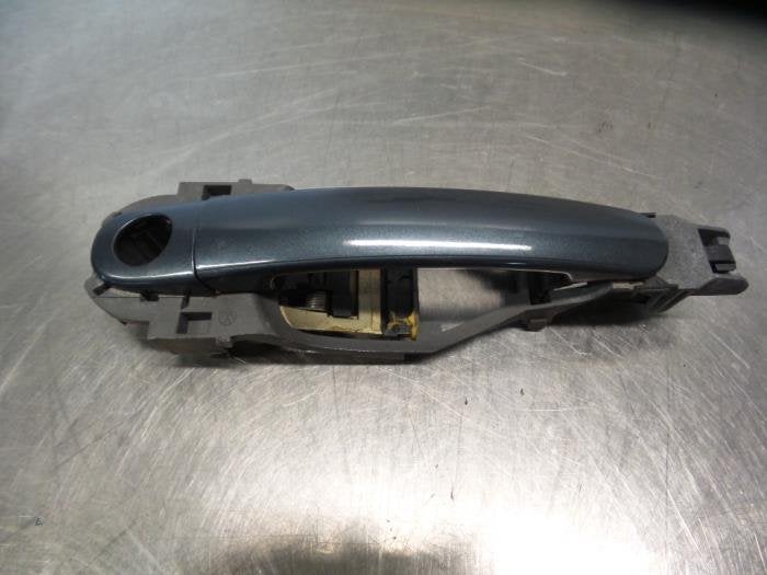 Poignée portière 4portes avant droite d'un Volkswagen Polo, Autos : Pièces & Accessoires, Volkswagen, -, Utilisé, -