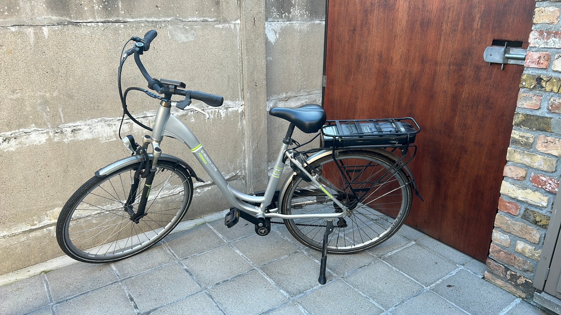 Elektrische fiets, lees goed de beschrijving., Vélos & Vélomoteurs, Vélos électriques, Utilisé, Enlèvement
