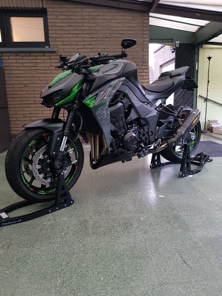 Kawazaki Z1000 R edition-2019 (8939 km), Motoren, 4 cilinders, Gebruikt, Particulier, Meer dan 35 kW