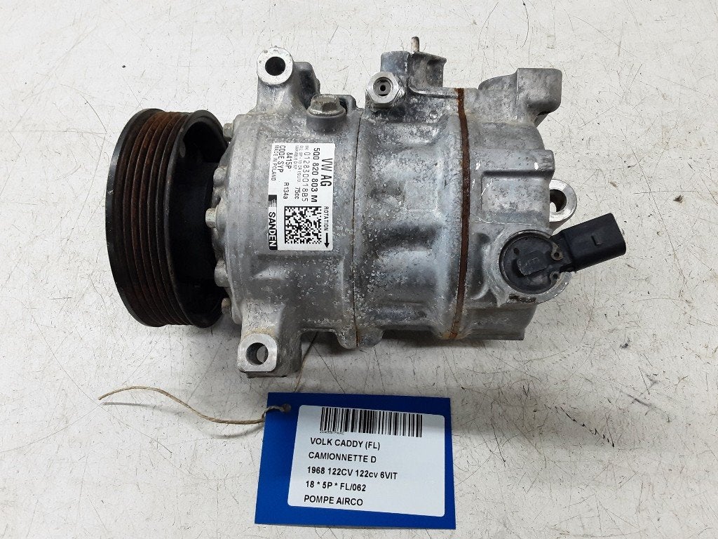 COMPRESSEUR CLIMATISATION Volkswagen Caddy IV (5Q0820803M), Volkswagen, Volkswagen AG, Utilisé, Kundenbetreuung@volkswagen.de