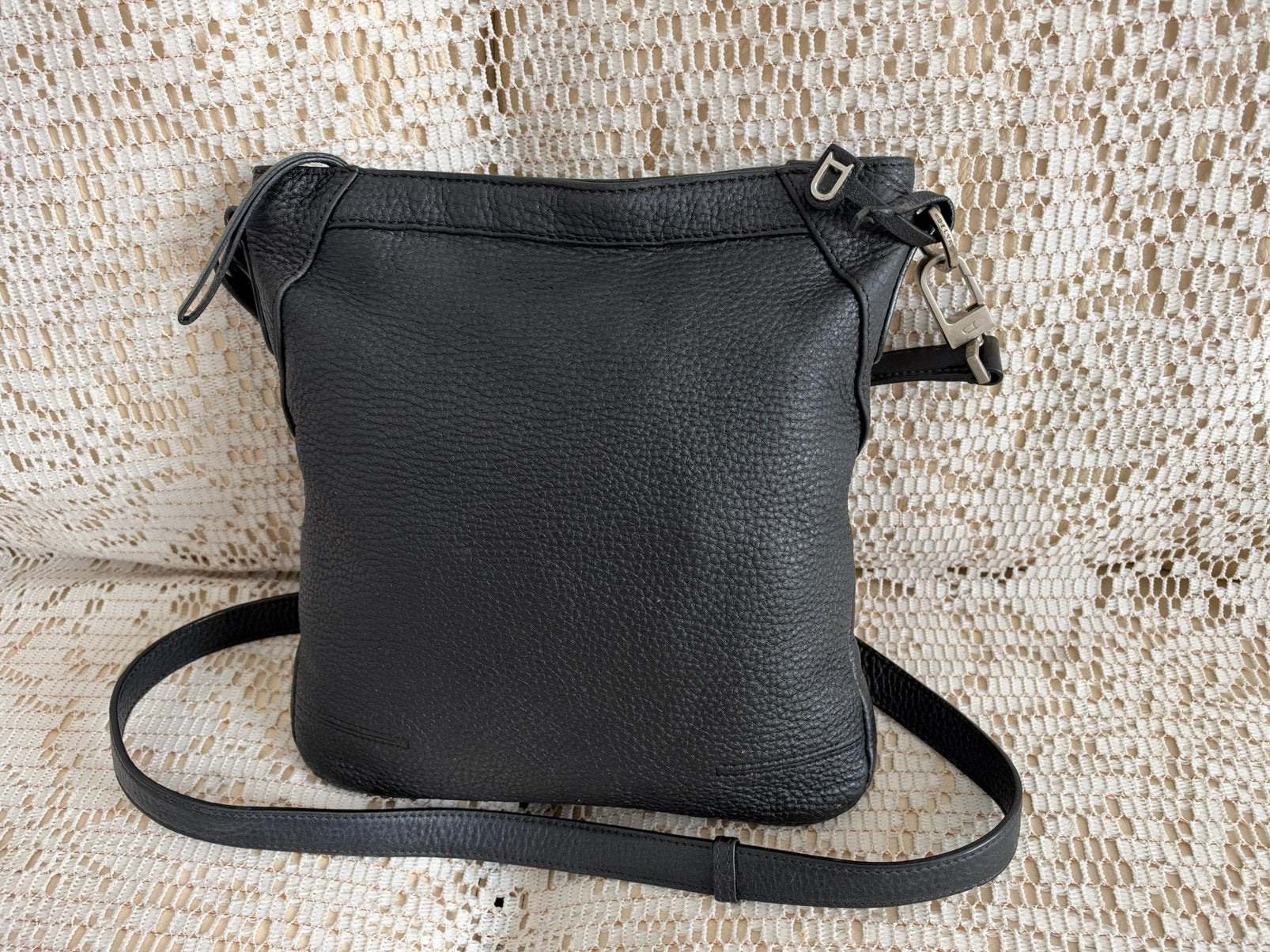 DELVAUX tas Lundi model zwart leer, Handtassen en Accessoires, Ophalen of Verzenden, Zo goed als nieuw, Zwart, Leer