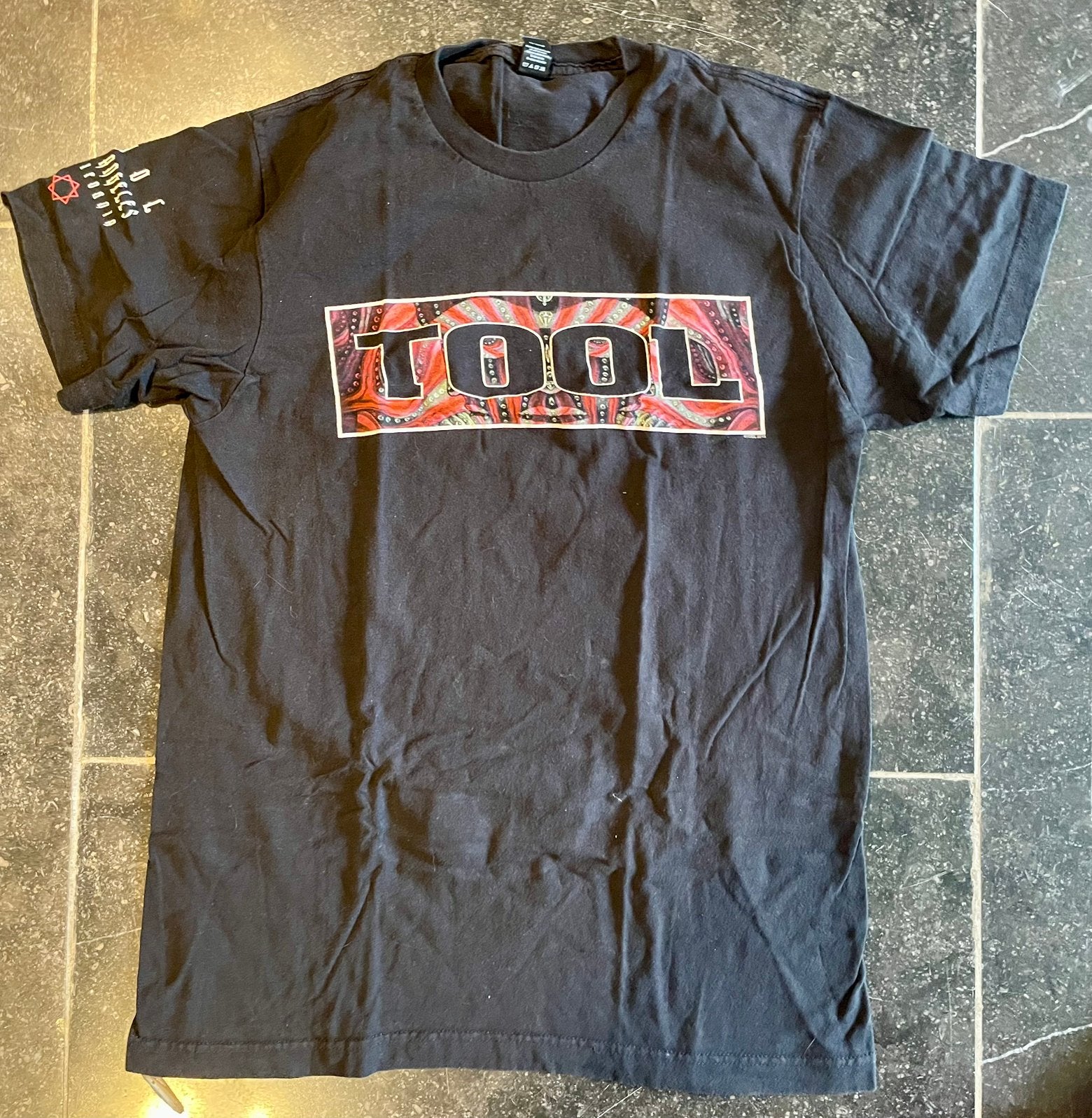TOOL t-shirt medium zwart bedrukking voor- en achterzijde, Kleding | Heren, T-shirts, Zo goed als nieuw, Maat 48/50 (M), Zwart