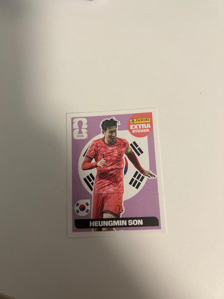 Extra sticker Panini Heungmin Son, Verzamelen, Sportartikelen en Voetbal, Ophalen of Verzenden, Nieuw, Spelerskaart