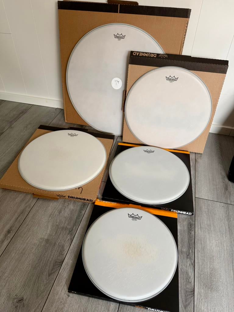 Remo vellen 24,14,16,18, Musique & Instruments, Batteries & Percussions, Enlèvement, Comme neuf